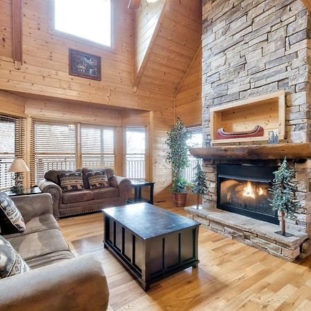 Country Living Villa Sevierville Bagian luar foto
