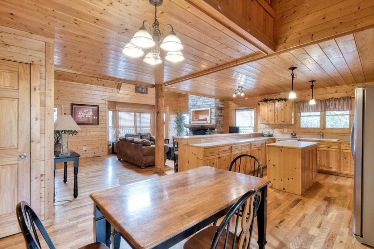 Country Living Villa Sevierville Bagian luar foto